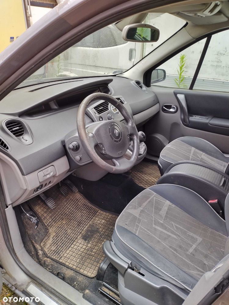 Renault Scenic - 3