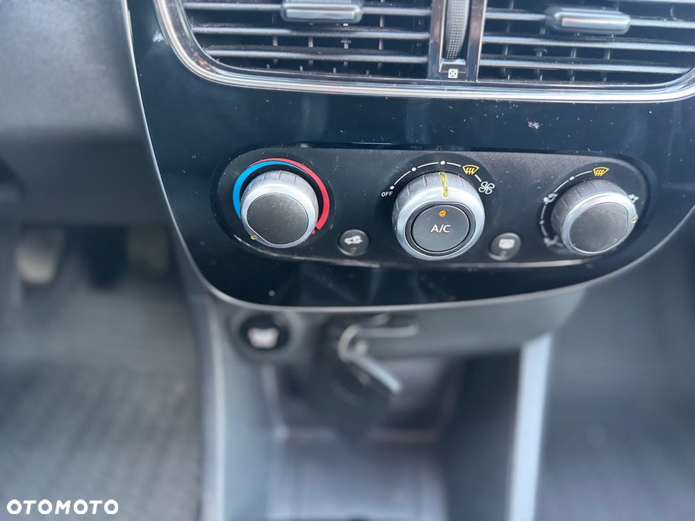 Renault Clio 1.5 dCi Energy Eco Expression - 28