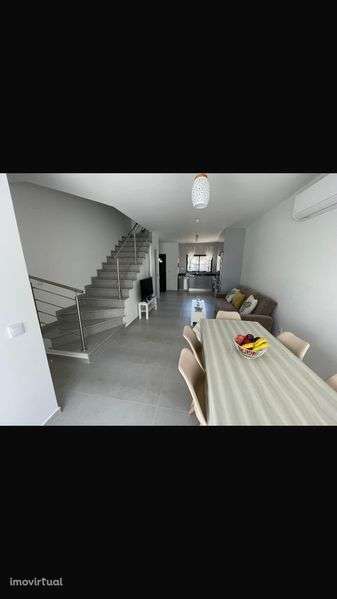 Casa para alugar emVila Nova de Canela - Grande imagem: 4/12