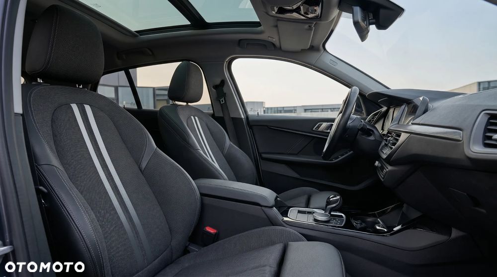 BMW Seria 1 120d xDrive - 8
