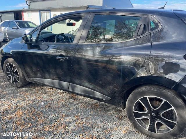 Dezmembrez Renault Clio 4 an 2014 motor 1.5 DCI Euro 5 Bosch - 6