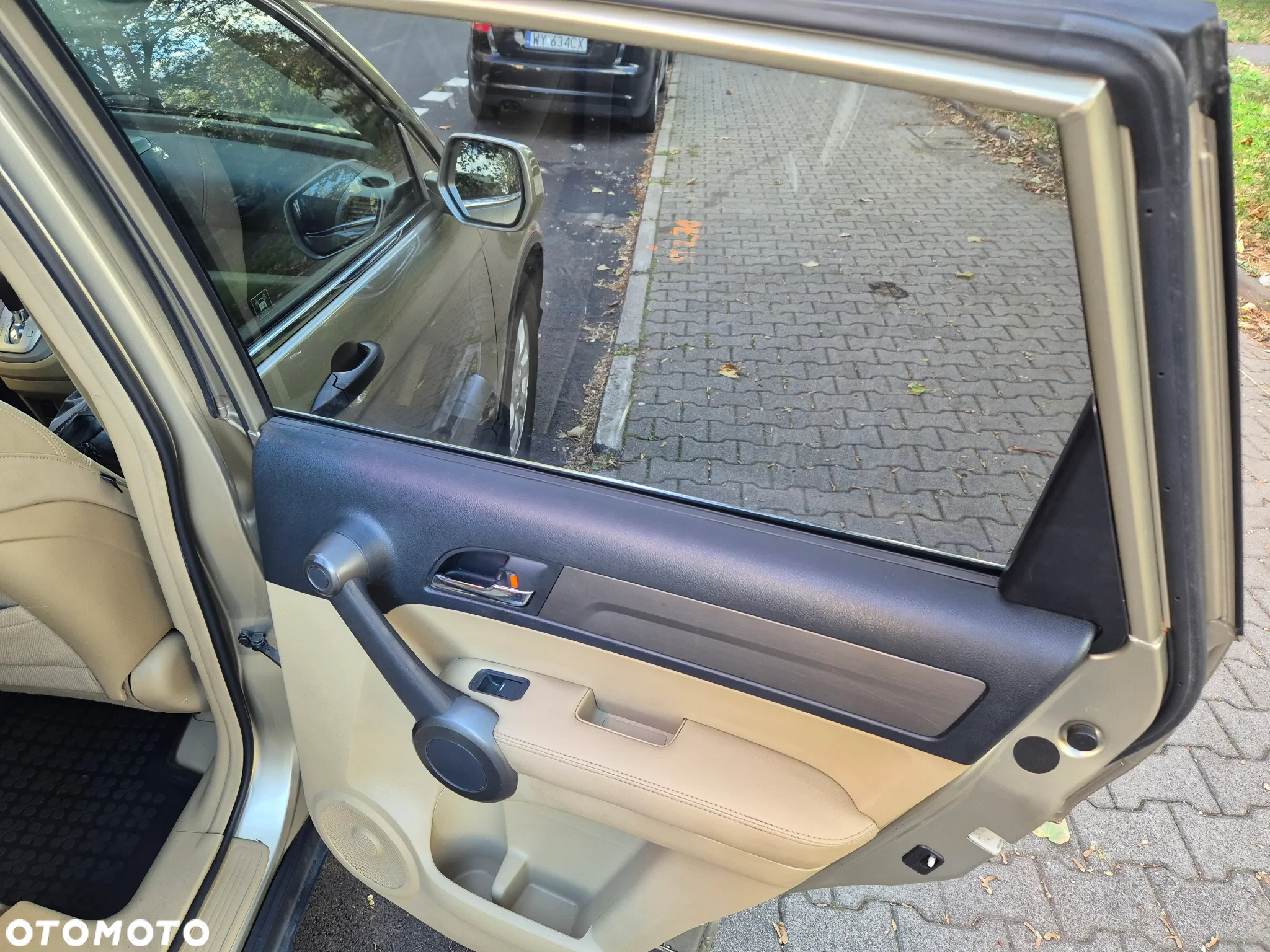 Honda CR-V 2.4i-VTEC Automatik Exclusive Edition - 16
