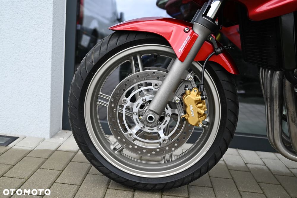 Honda CBF - 38