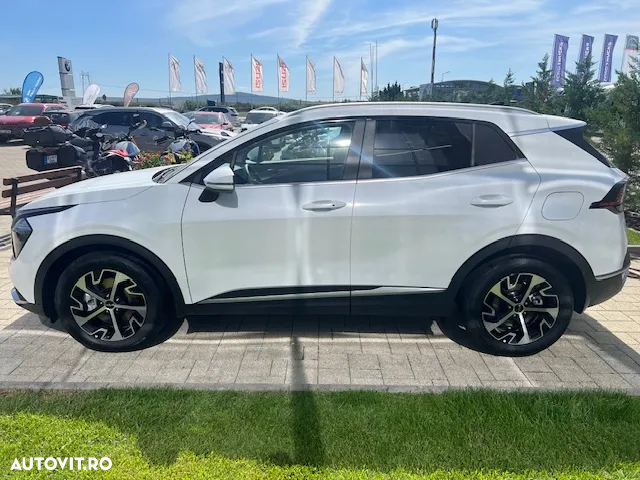Kia Sportage 1.6 T-GDI HEV 6AT 4x2 Style - 4