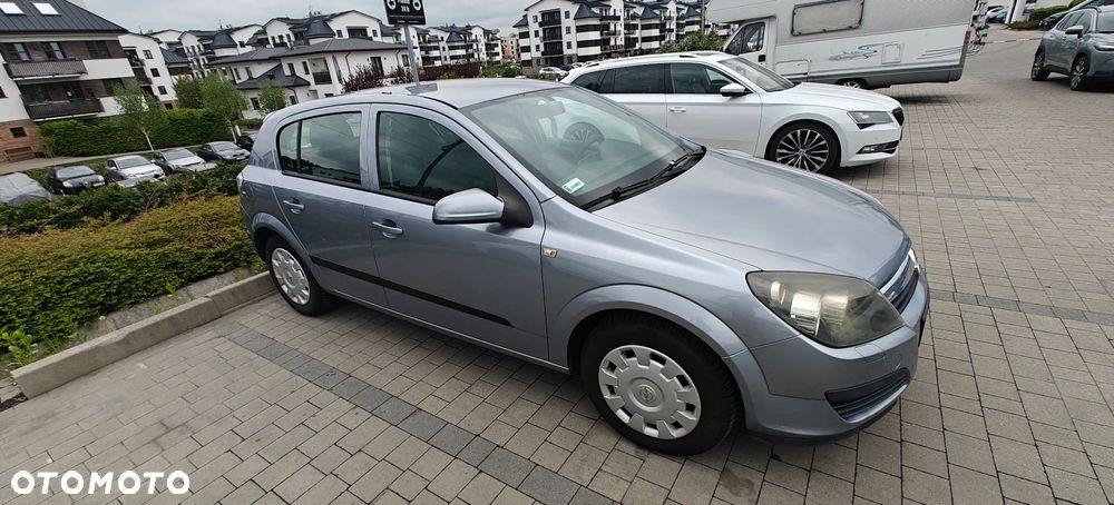 Opel Astra 1.6 Enjoy - 2