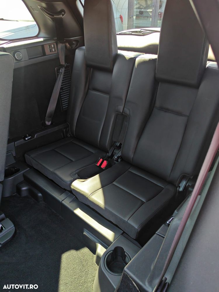 Land Rover Discovery Sport - 11