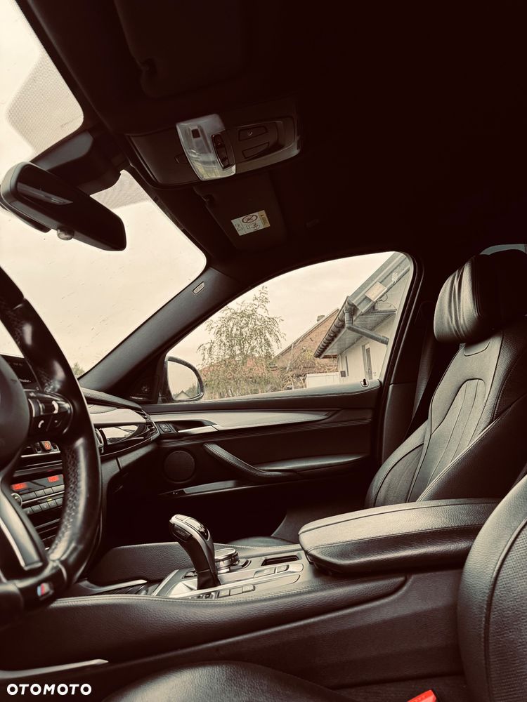 BMW X6 - 22