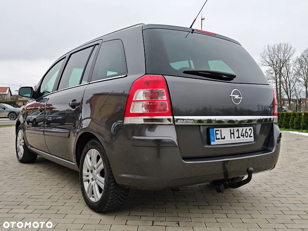 Opel Zafira 1.8 Cosmo - 3