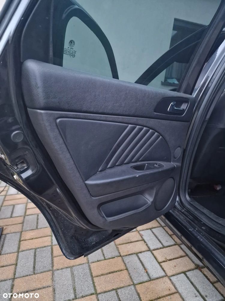 Alfa Romeo 159 1.9 JTDM 16V DPF ti - 28