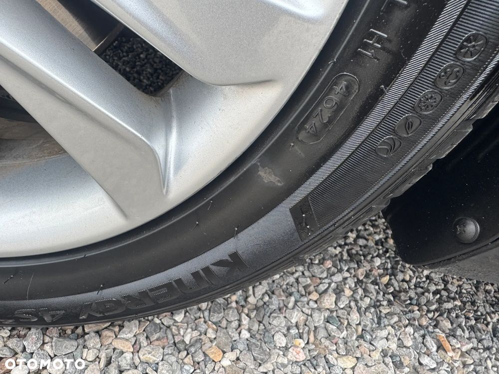 Hyundai i30 1.4 Fifa World Cup Edition - 34