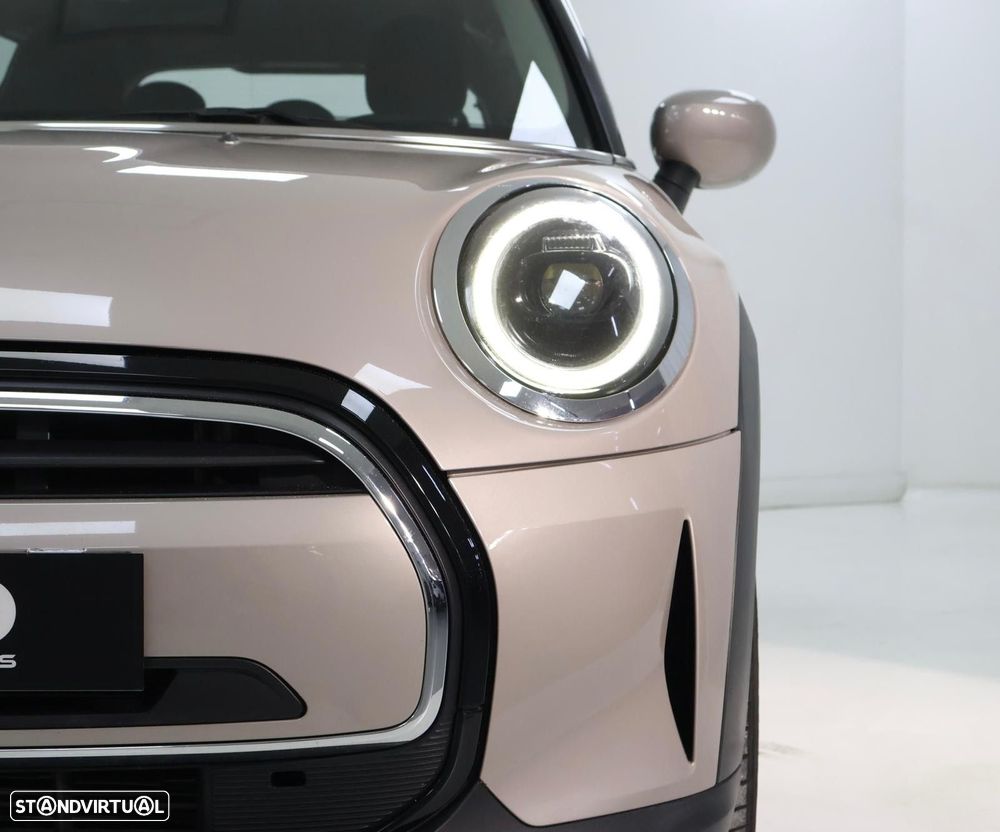 MINI 5 Portas Cooper Auto - 8