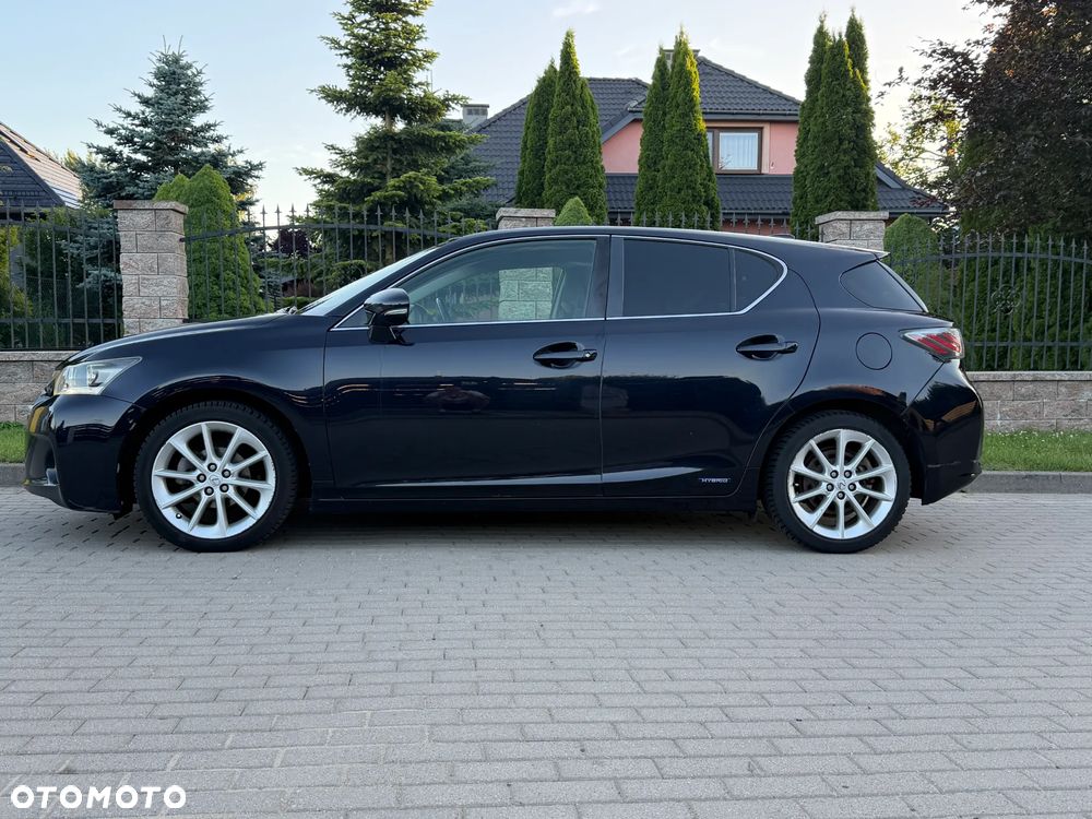 Lexus CT 200h Prestige - 2