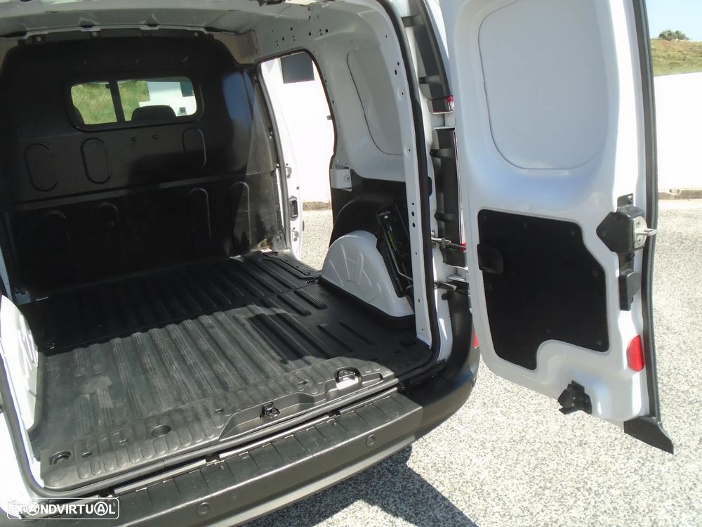 Renault Kangoo 1.5 DCI 3-LUGARES-95 CV-6V- NACIONAL-IVA DEDUTIVEL - 41