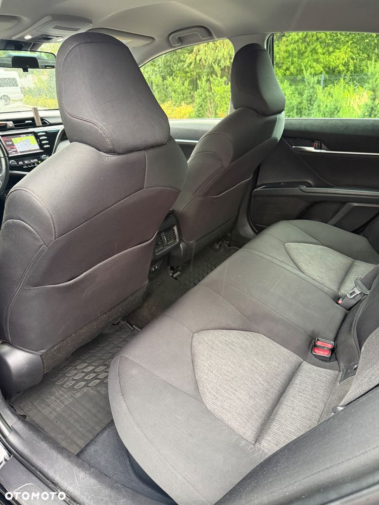 Toyota Camry 2.5 Hybrid Comfort CVT - 11