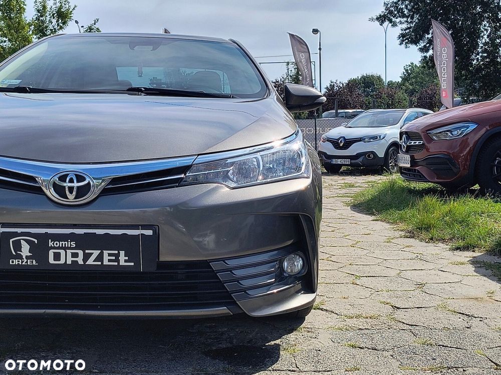 Toyota Corolla - 27