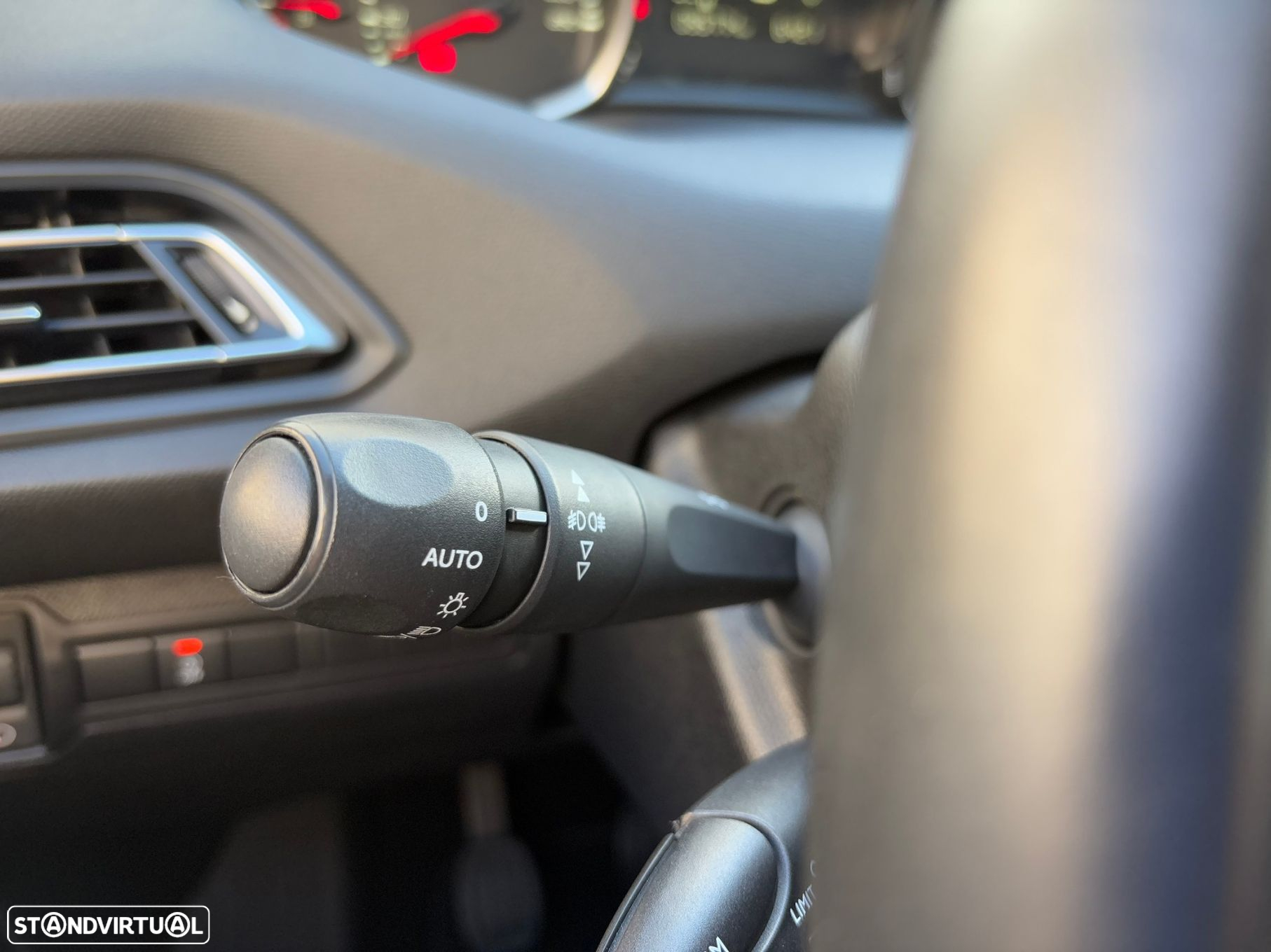 Peugeot 308 SW 1.5 BlueHDi Style - 15