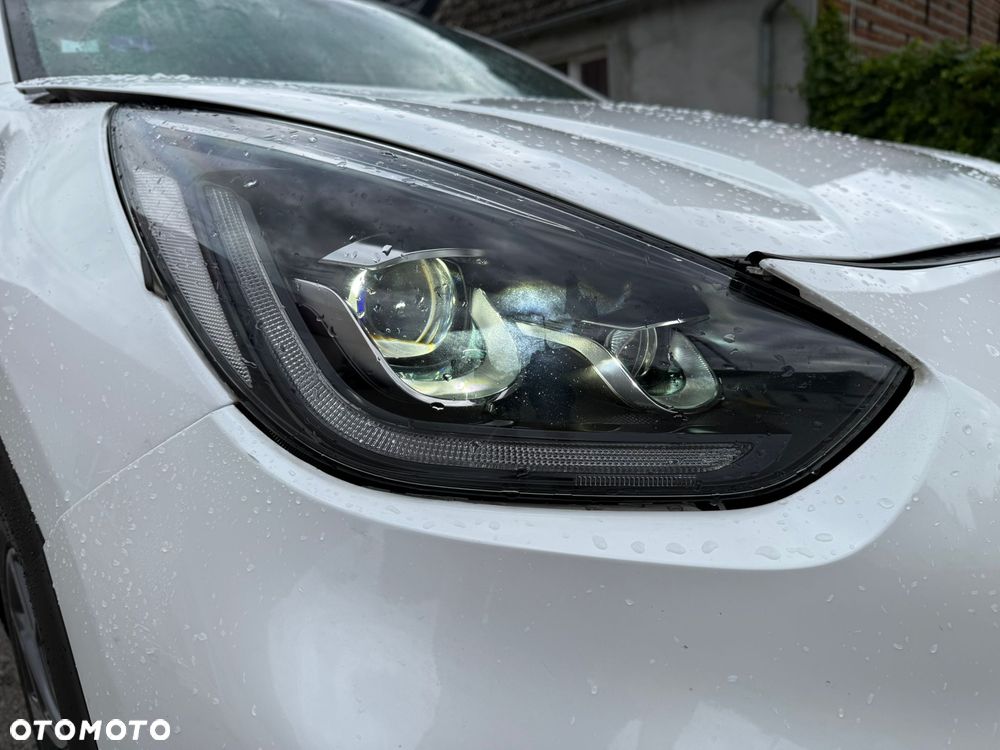 Kia Niro 1.6 GDI 2WD Edition 7 - 11