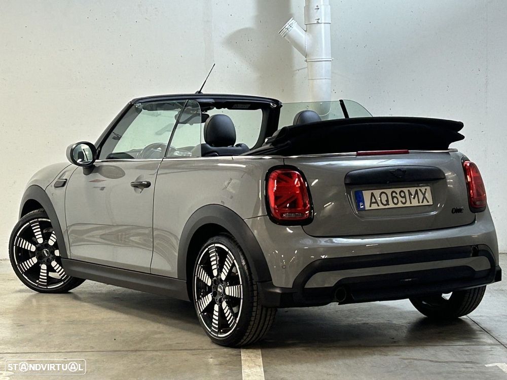 MINI Cabrio One Sport Edition - 26