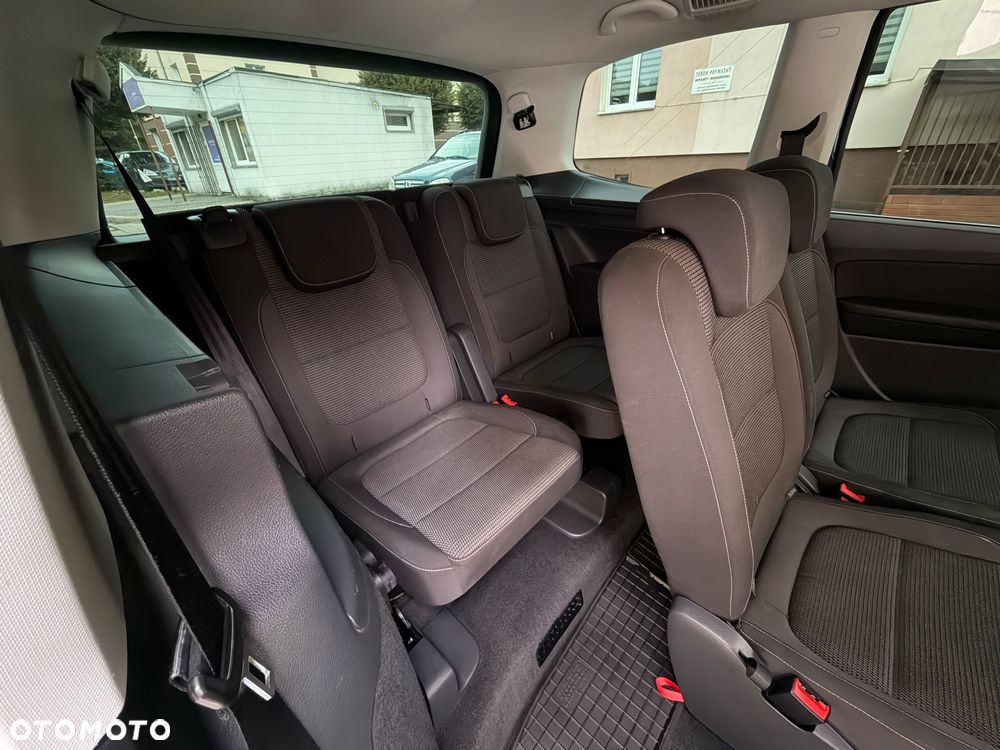 Volkswagen Sharan - 32