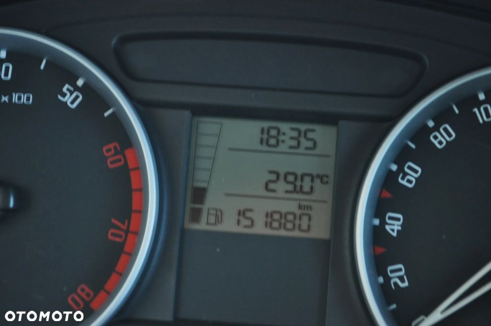 Skoda Roomster 1.2 Ambition - 34