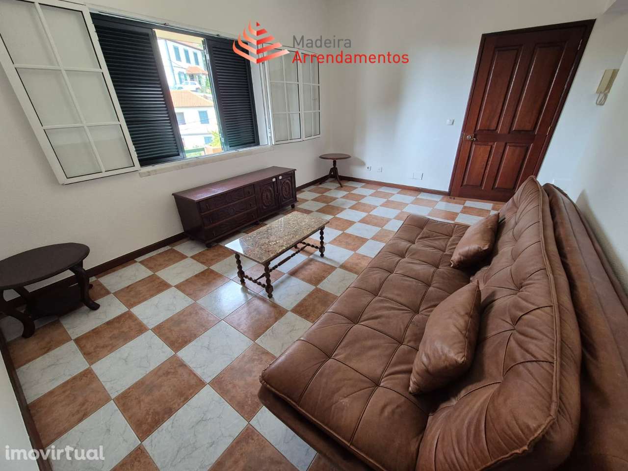 T1 Funchal- em Rua Luís Figueiroa de Albuquerque S/N - Grande imagem: 2/17