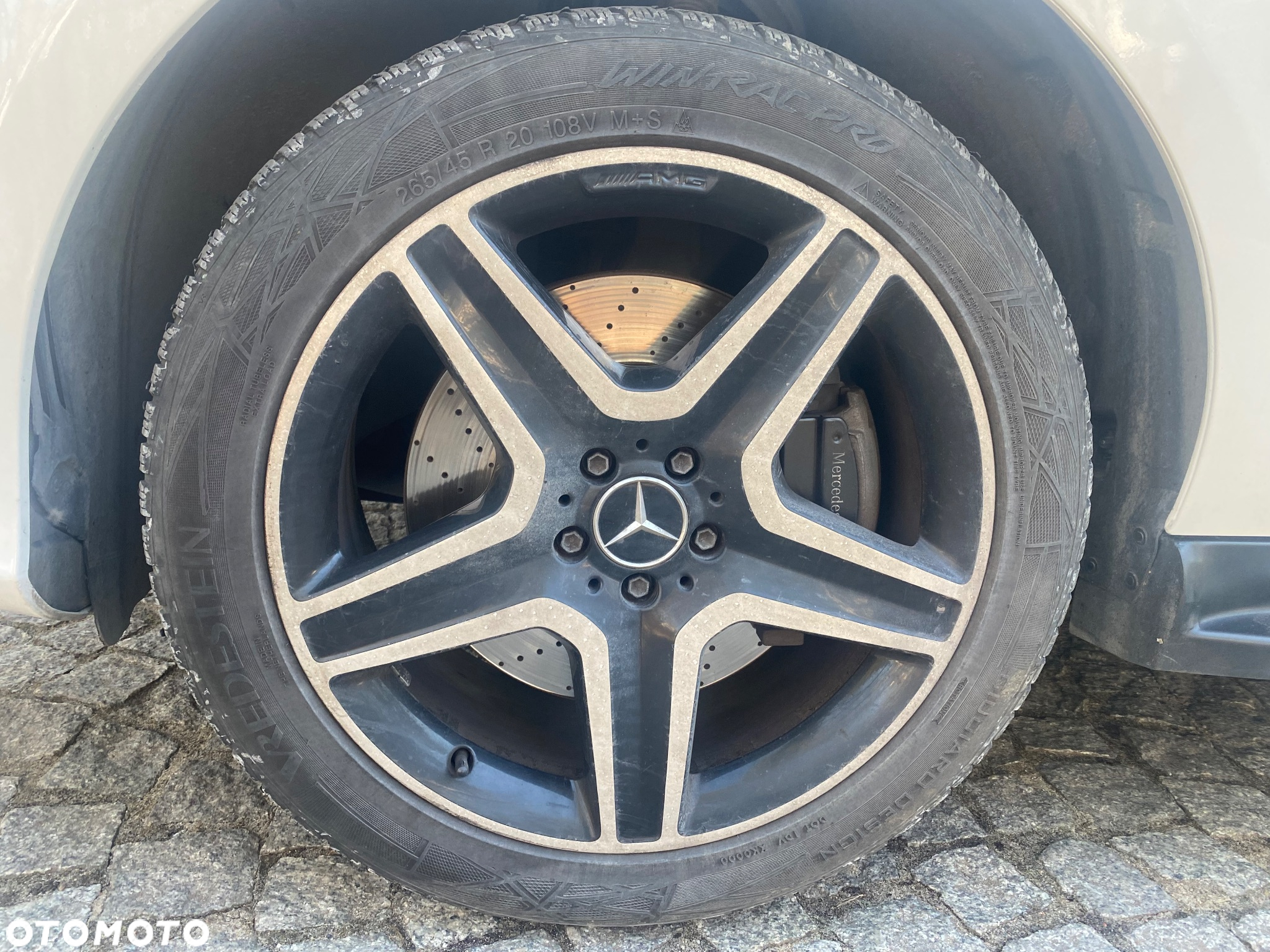 Mercedes-Benz GLE AMG 43 4-Matic - 12