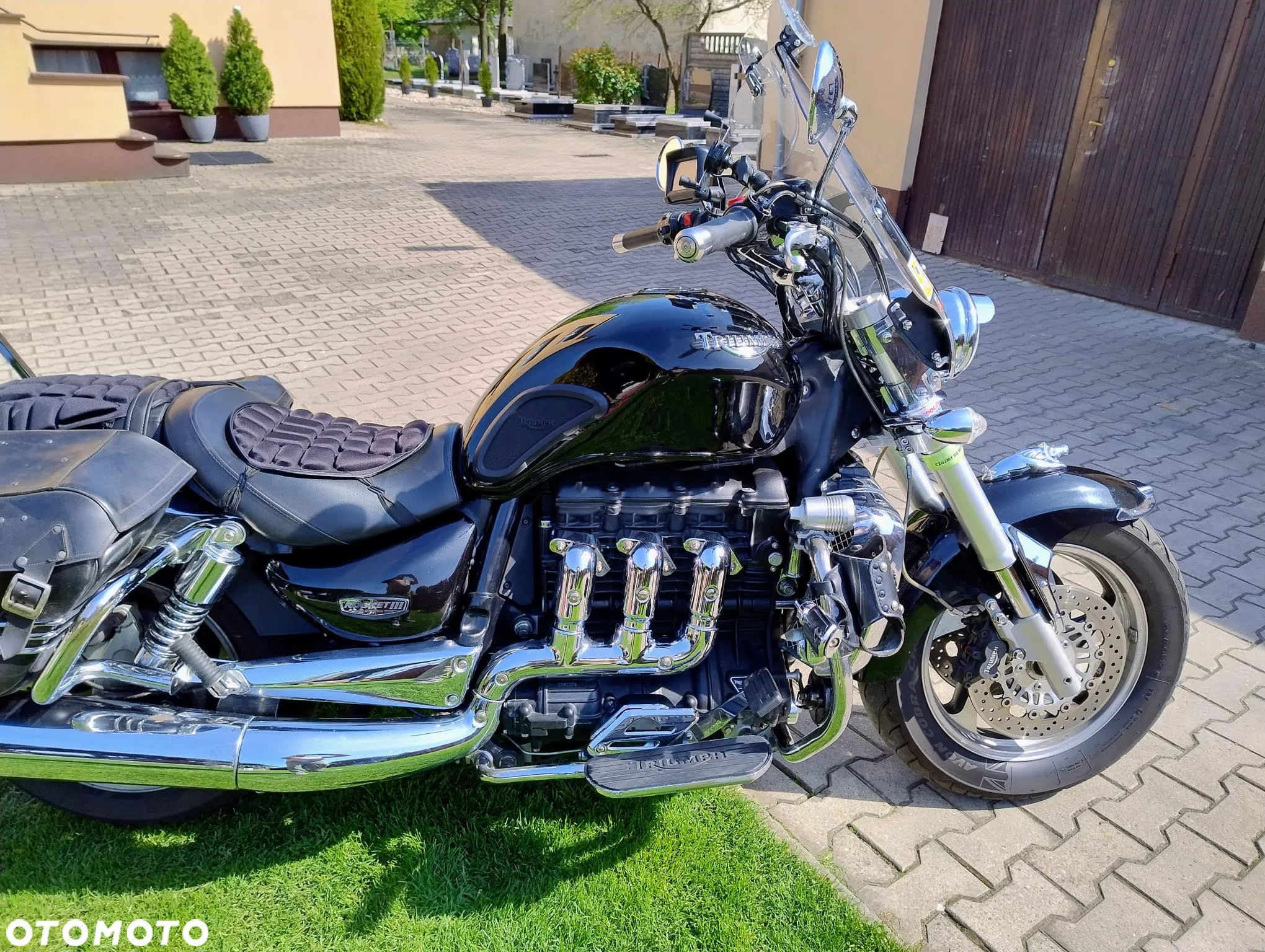 Triumph Rocket - 3