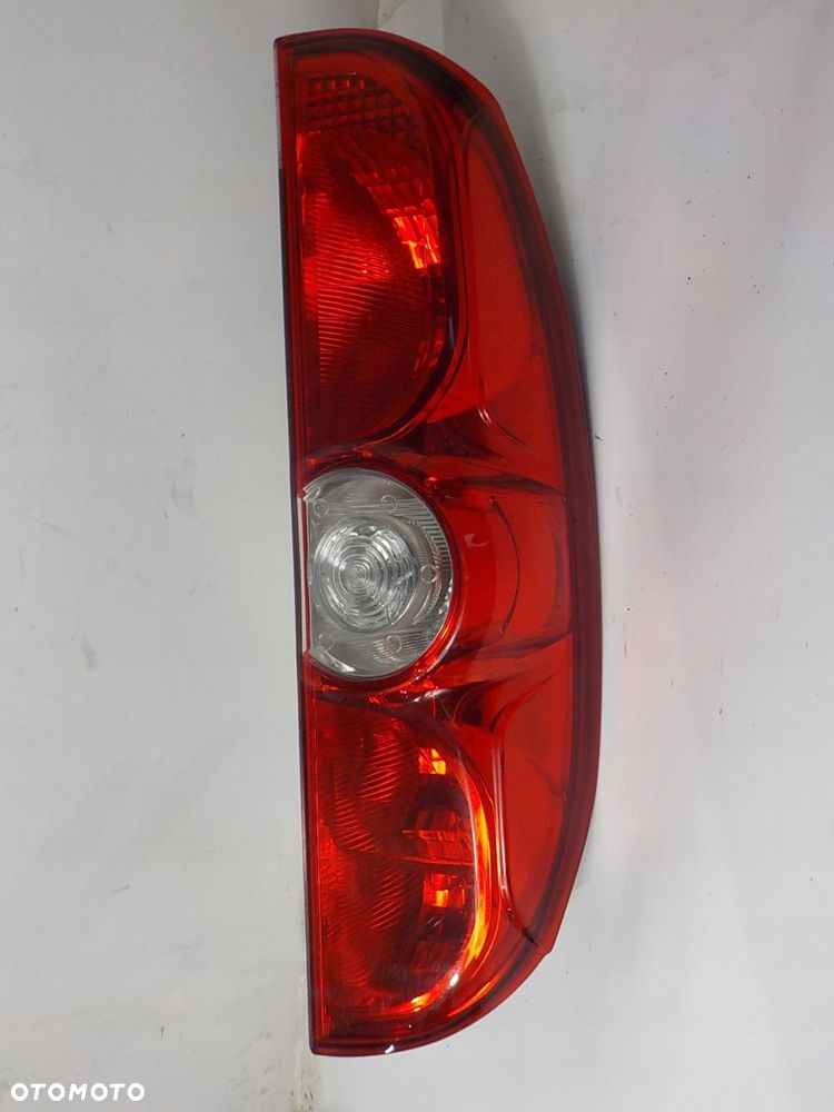FIAT DOBLO II OPEL COMBO D LAMPA PRAWA TYŁ TYLNA - 2