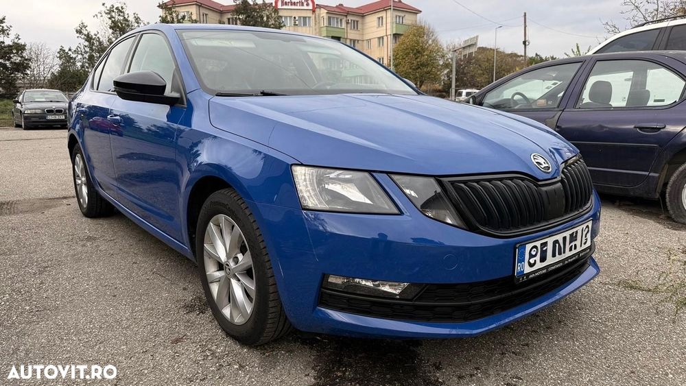 Skoda Octavia 2.0 TDI DSG 4X4 Style - 10