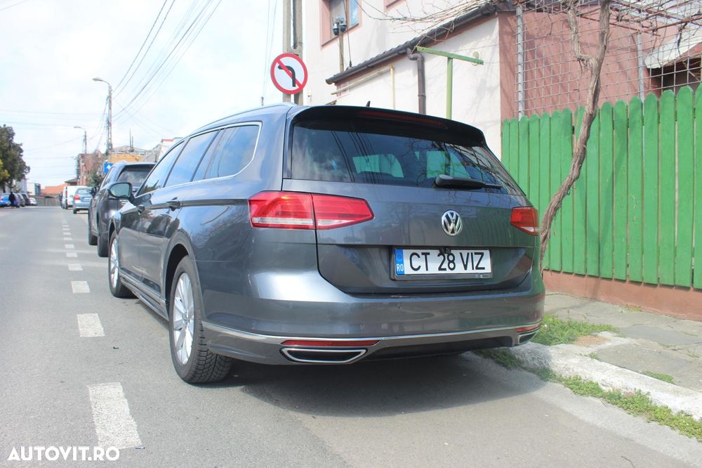 Volkswagen Passat 2.0 TDI DSG Comfortline - 9