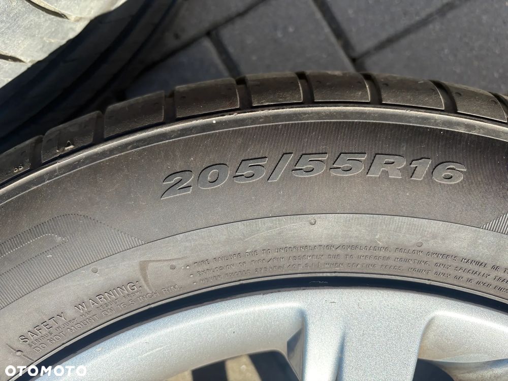 Oryginalne Alufelgi Kia 16" + Opony Letnie Nexen 205/55R16 | Stan bdb - 2