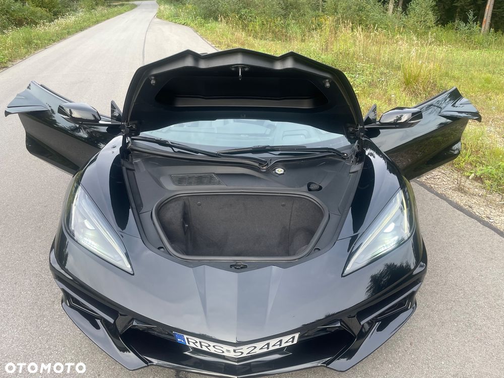 Chevrolet Corvette - 15