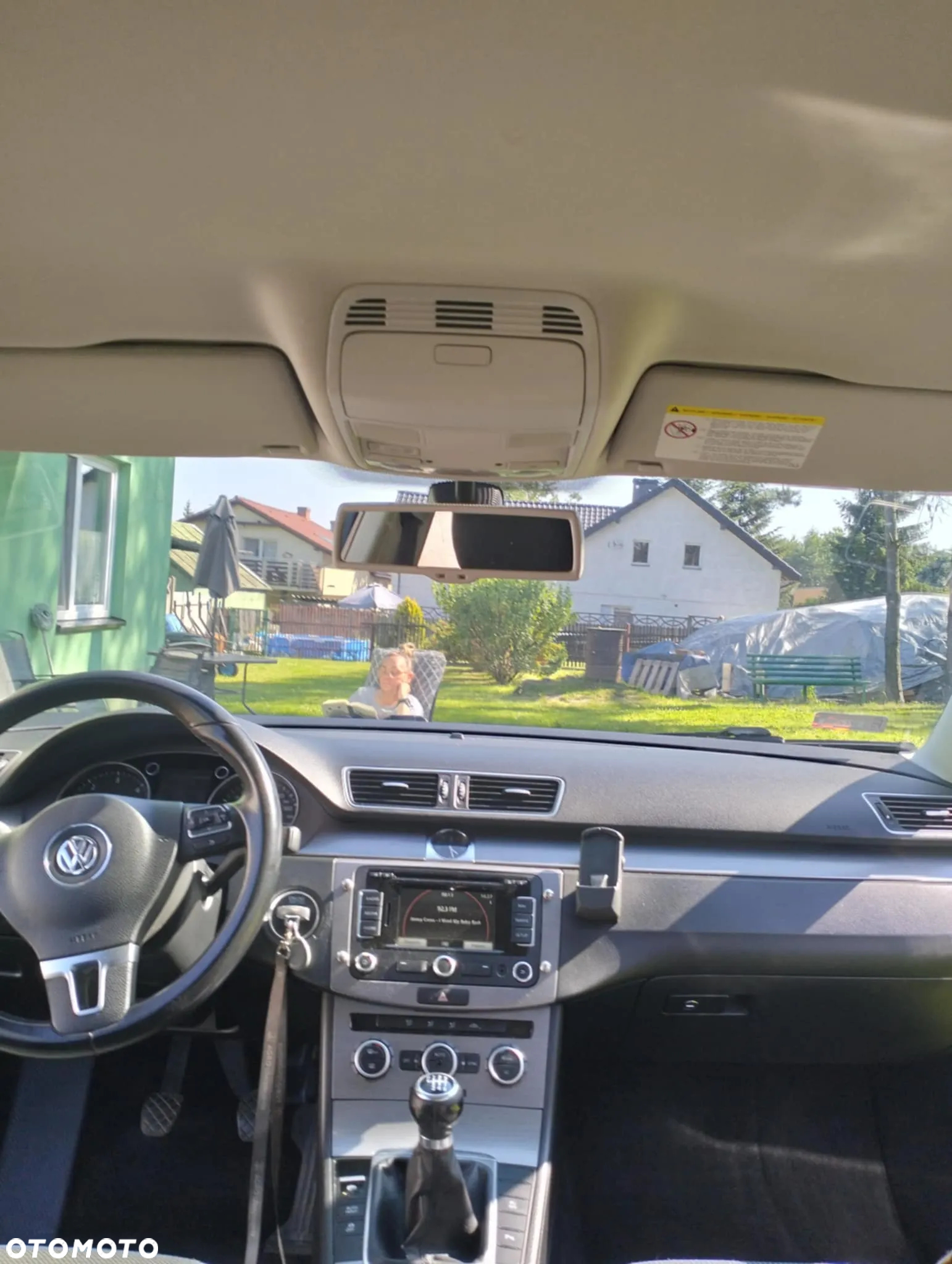 Volkswagen Passat 1.6 TDI Comfortline - 11