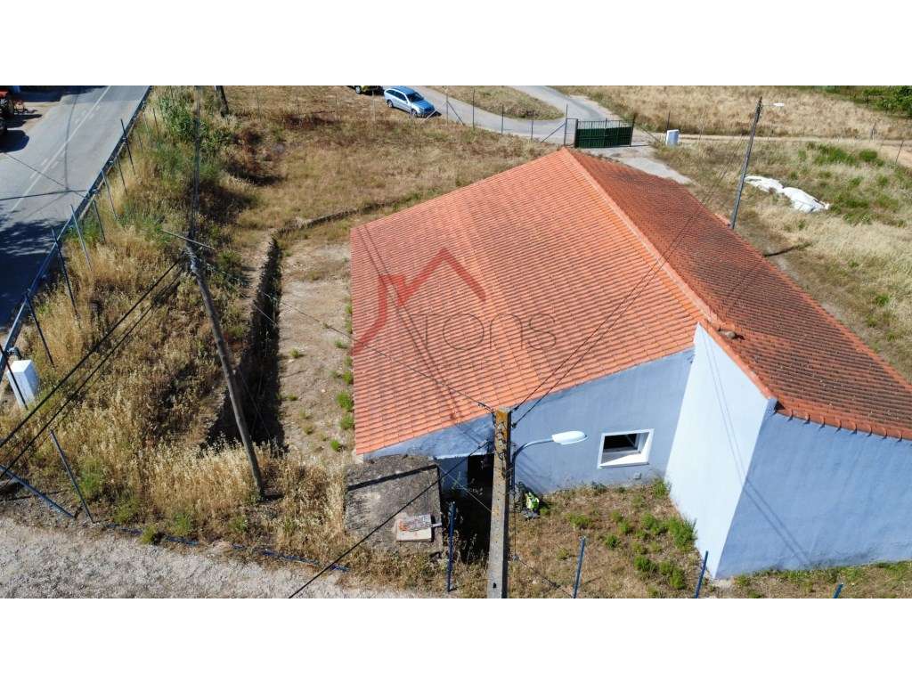 Moradia T3 São Bartolomeu Messines com 1900 m2 de área circundante - Grande imagem: 5/35