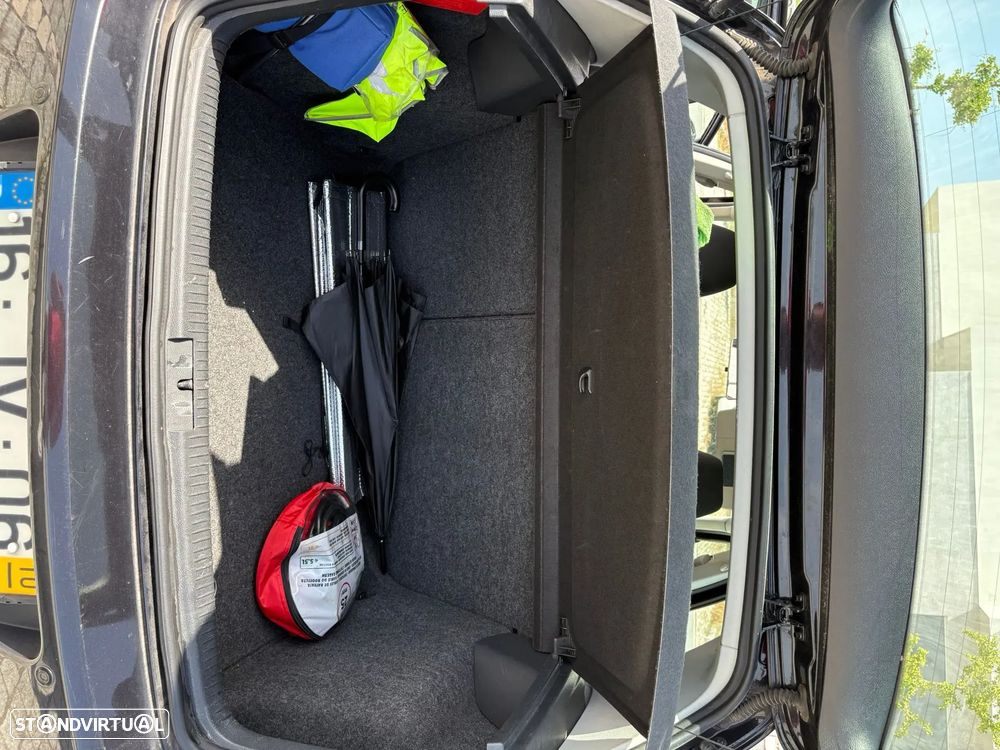 VW Golf 1.6 TDi Trendline - 9