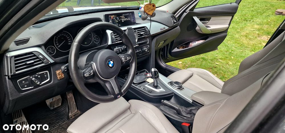 BMW Seria 3 330d Sport Line - 10