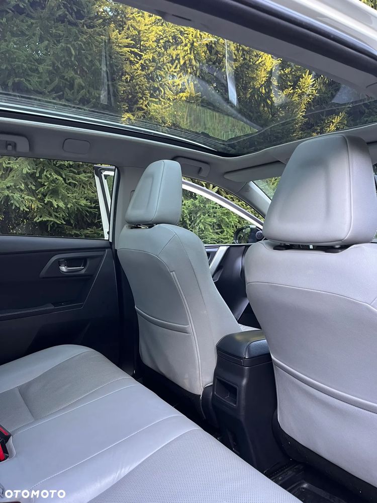 Toyota Auris 1.8 HSD Prestige NAVI - 13