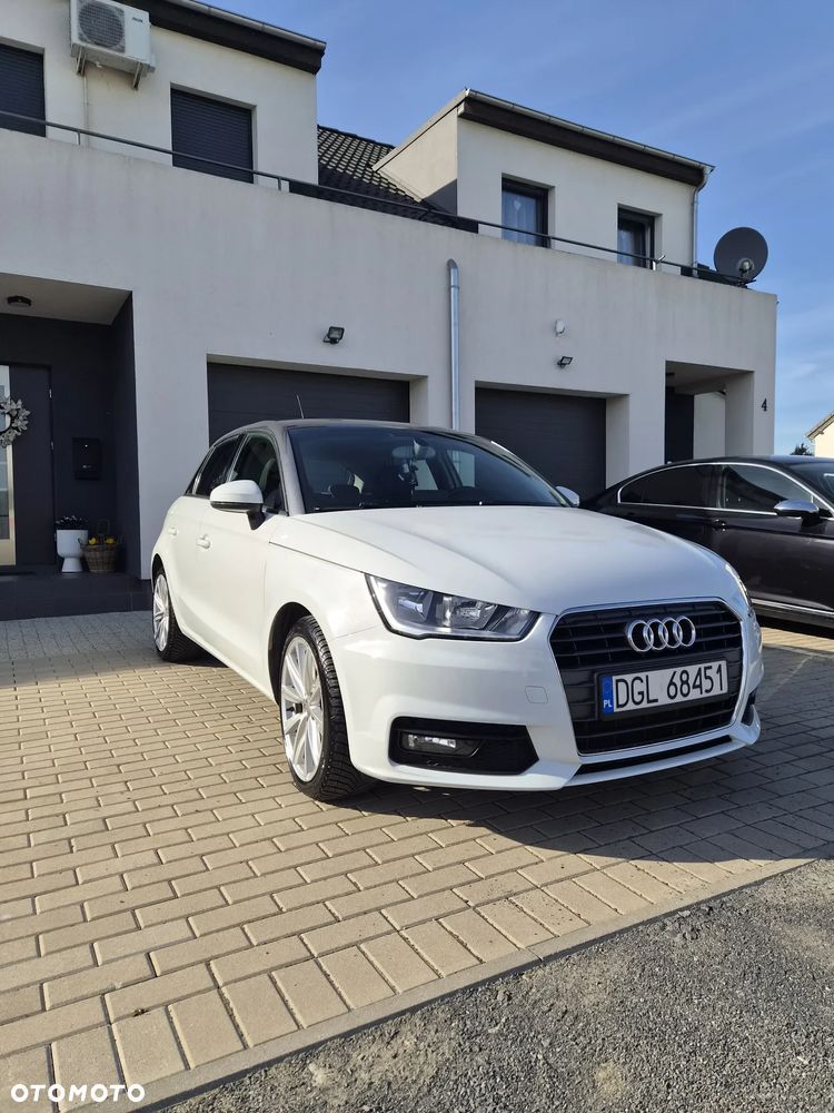 Audi A1 Sportback 1.0 TFSI ultra - 2