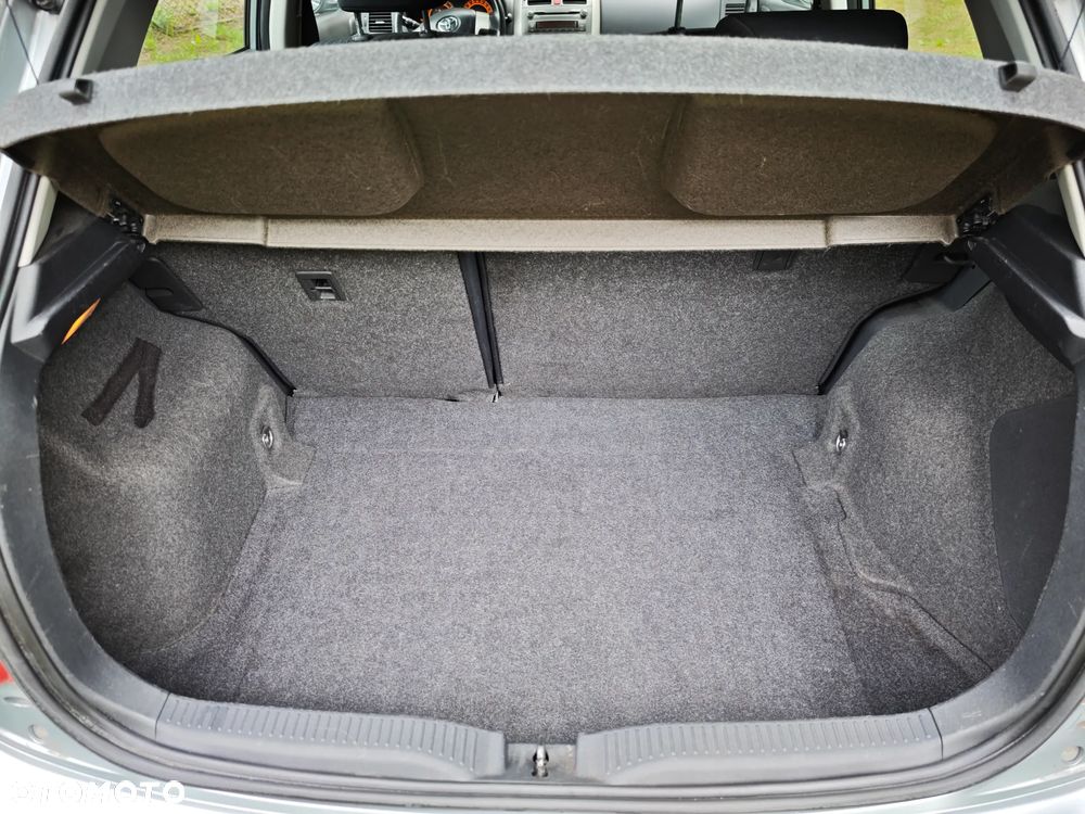 Toyota Auris 1.6 Sol - 8