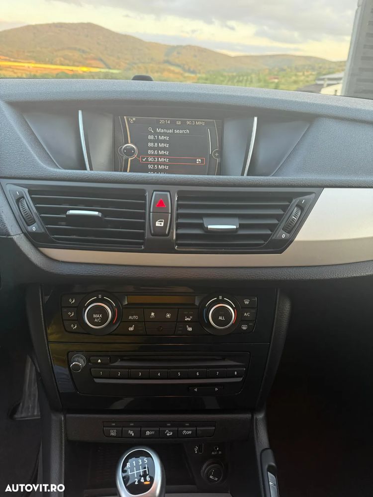 BMW X1 xDrive20d - 8