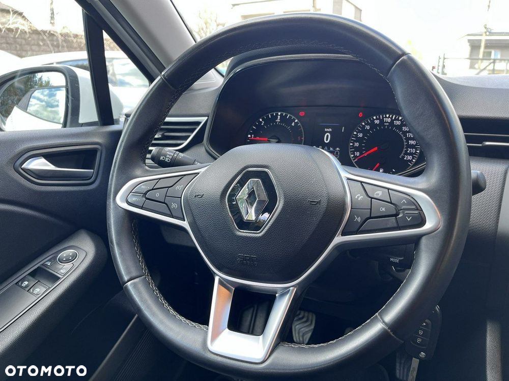 Renault Clio - 19