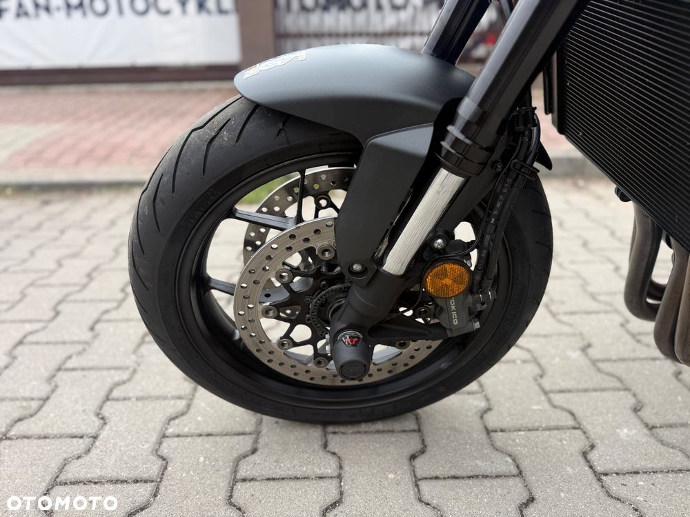 Honda CB - 20