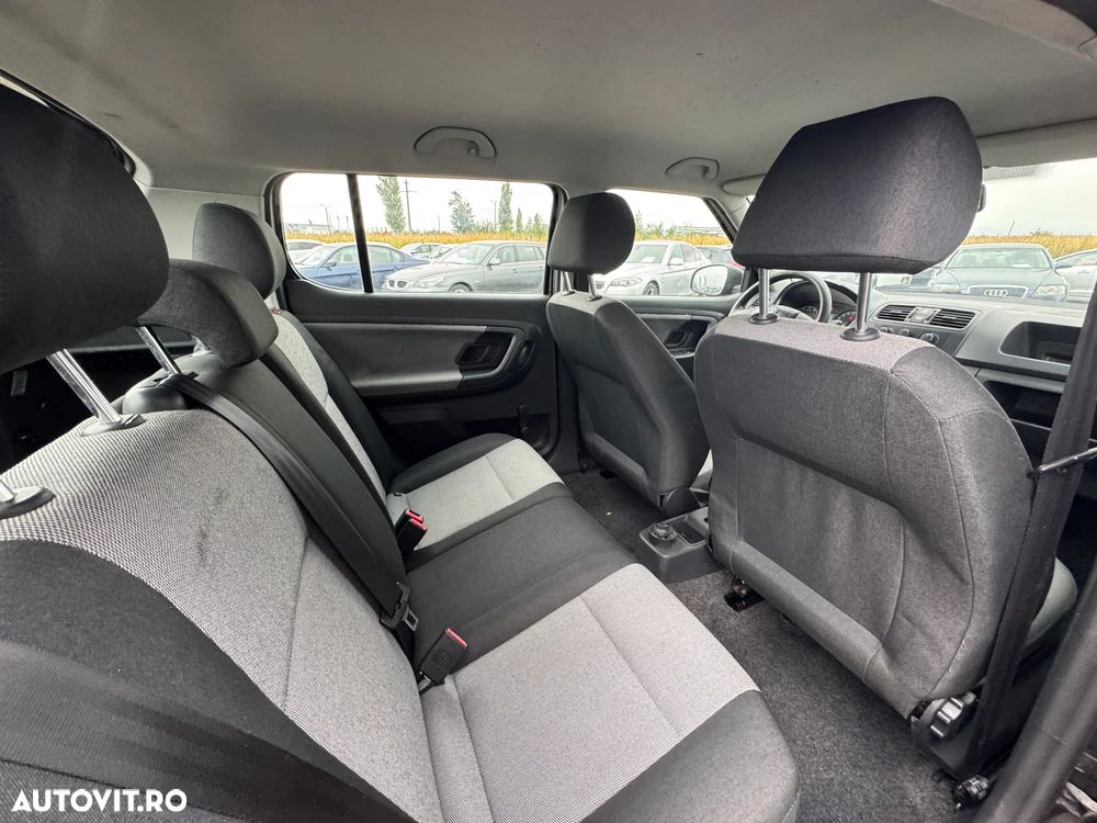 Skoda Fabia 1.2 HTP Classic - 15
