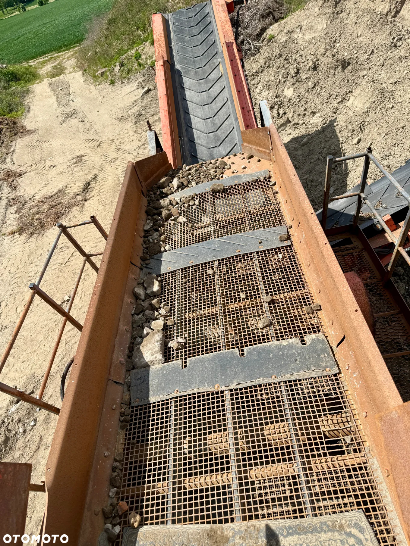 Sandvik QE330 przesiewacz sortownik odgliniacz 3 frakcje, centralne smarowanie 2011 - 19
