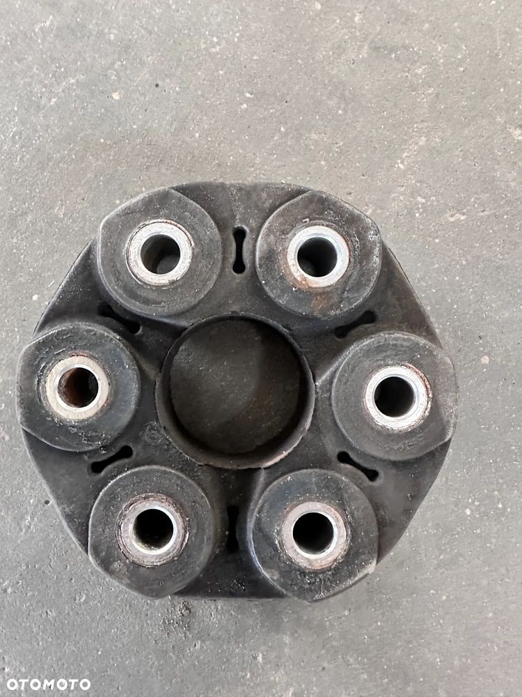 Łącznik przegub wału napędowego BMW E70 X5 7503159 - 1