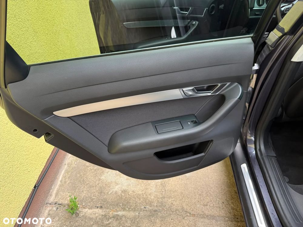 Audi A6 Avant 2.0 TDI DPF - 17