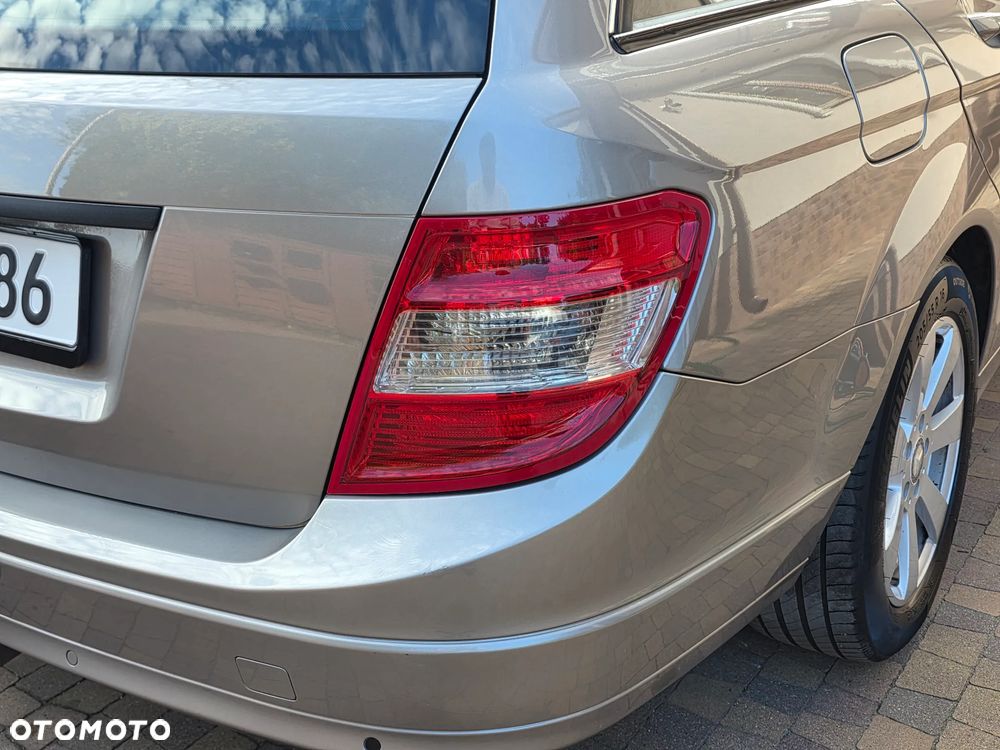 Mercedes-Benz Klasa C 200 (BlueEFFICIENCY) 7G-TRONIC Elegance - 13