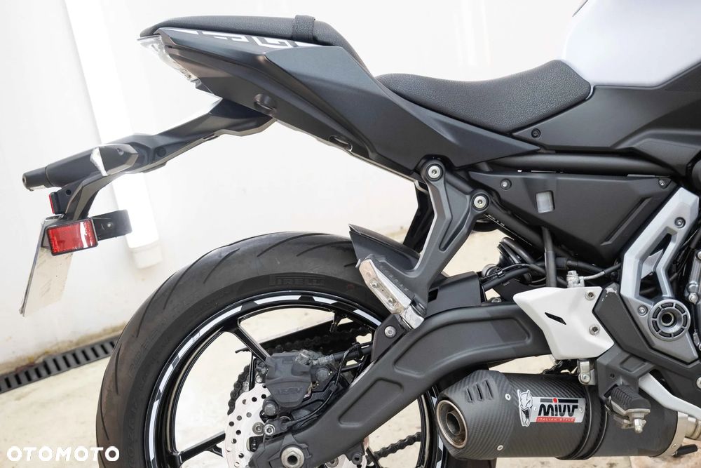 Kawasaki Z 650 - 15