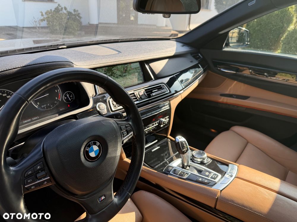 BMW Seria 7 750d xDrive - 18