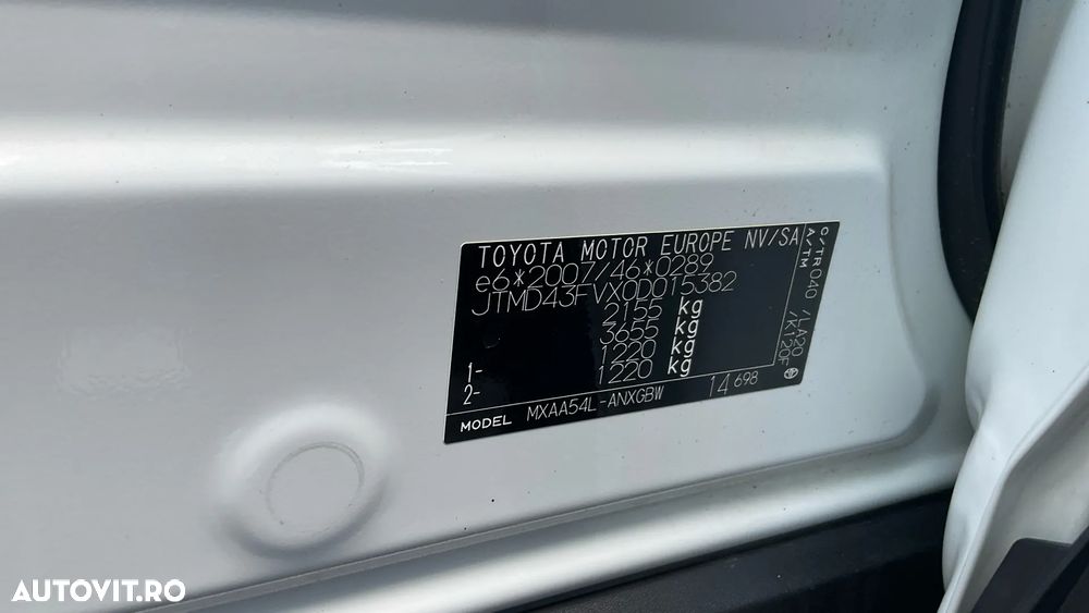 Toyota RAV4 2.0P CVT AWD Luxury - 32